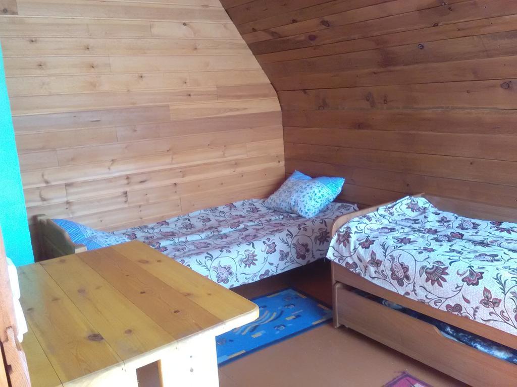 Guest House On Ulitsa Baikalskaia 81 Chużir Zewnętrze zdjęcie